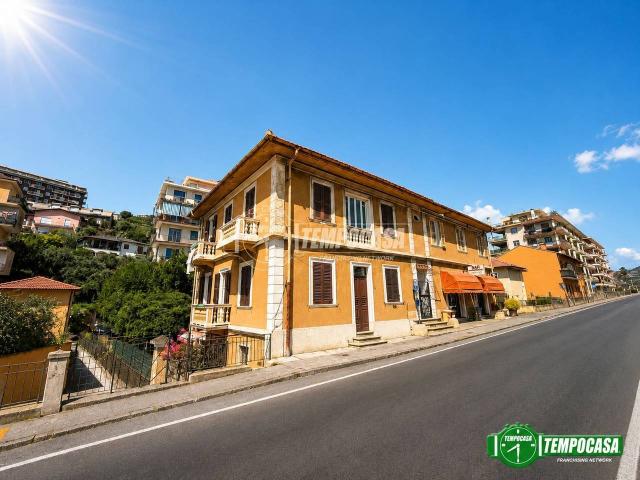 Appartamento in vendita a Oliveto, Imperia