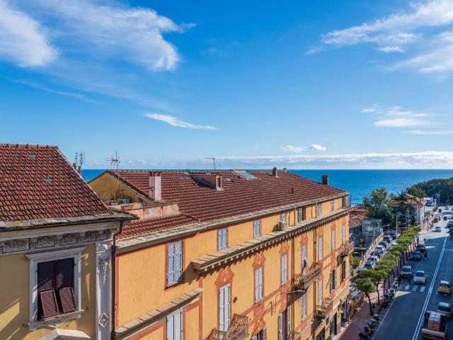 Appartamento in vendita a Borgo Parasio, Imperia