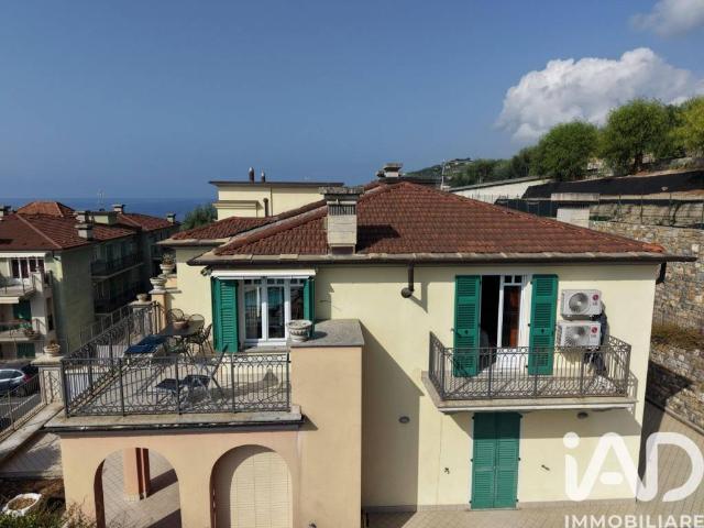 Appartamento in vendita a Borgo Prino, Imperia