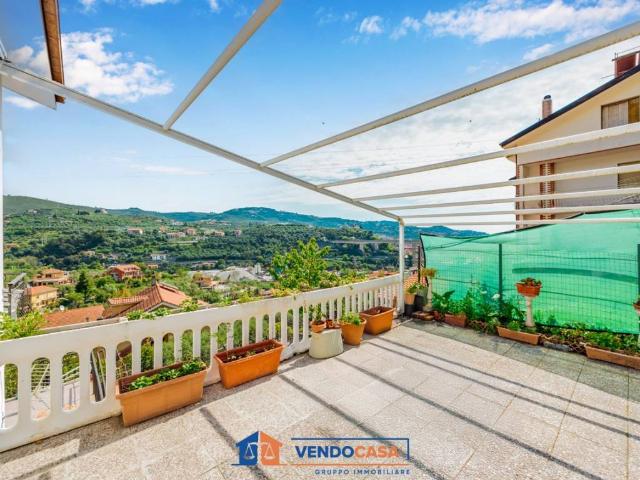 Appartamento in vendita a Imperia, Liguria