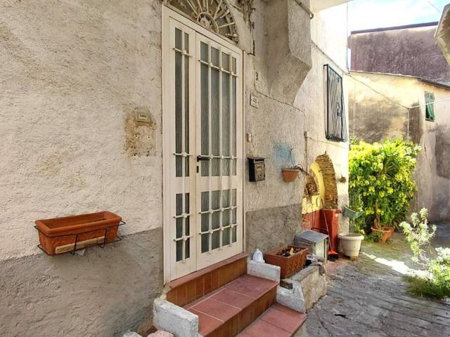 Appartamento in vendita a Imperia, Liguria