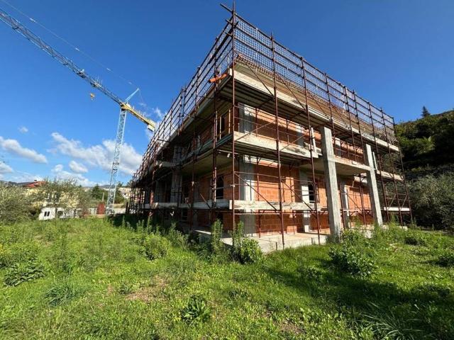 Appartamento in vendita a Imperia, Liguria