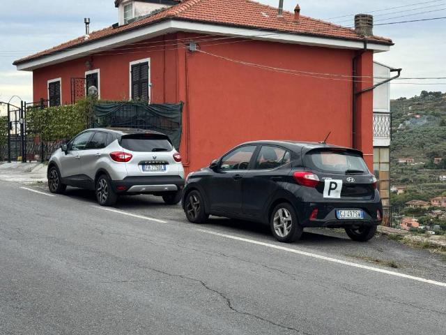 Appartamento in vendita a Clavi, Imperia