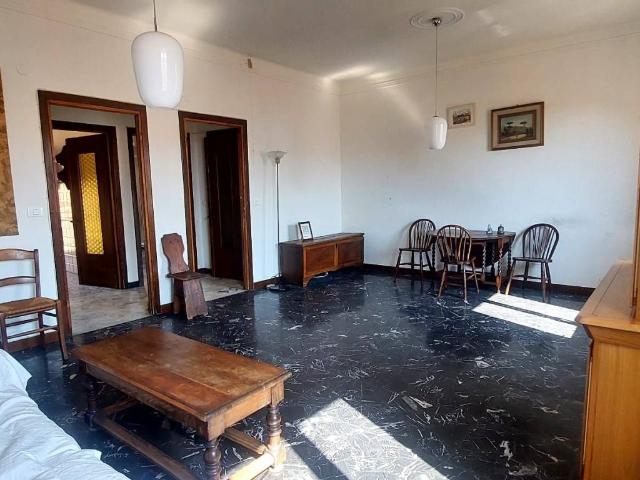 Appartamento in vendita a Borgo Marina, Imperia