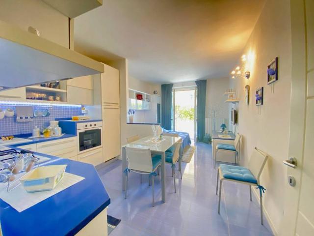 Appartamento in vendita a Imperia, Liguria