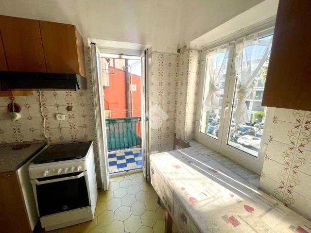 Appartamento in vendita a Imperia, Liguria