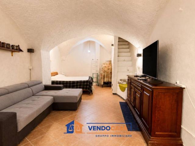 Appartamento in vendita a Borgo Parasio, Imperia