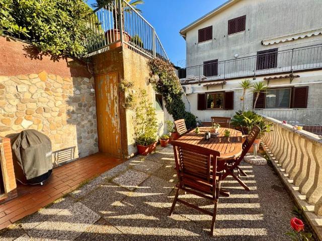 Appartamento in vendita a Imperia, Liguria