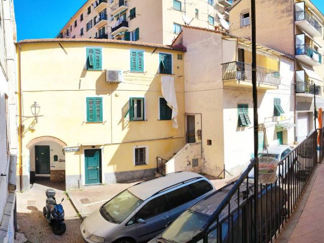 Appartamento in vendita a Imperia, Liguria
