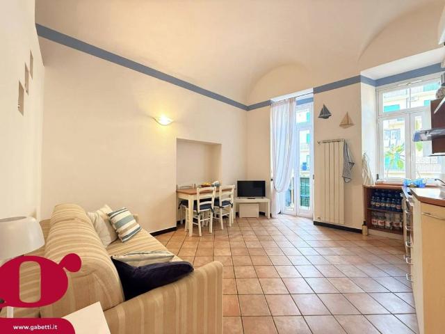 Appartamento in vendita a Imperia, Liguria