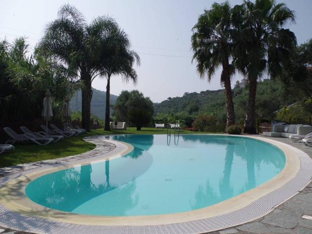 Appartamento in vendita a Imperia, Liguria