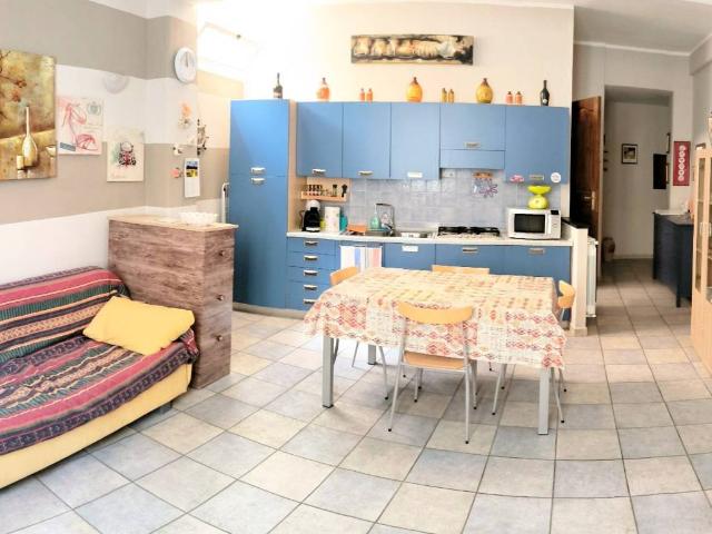 Appartamento in vendita a Imperia, Liguria