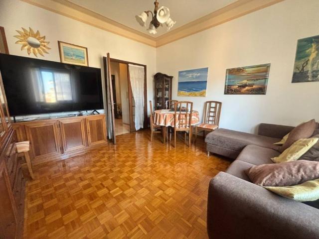 Appartamento in vendita a Oliveto, Imperia