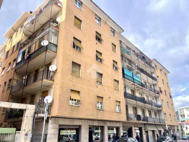 Appartamento in vendita a Imperia, Liguria