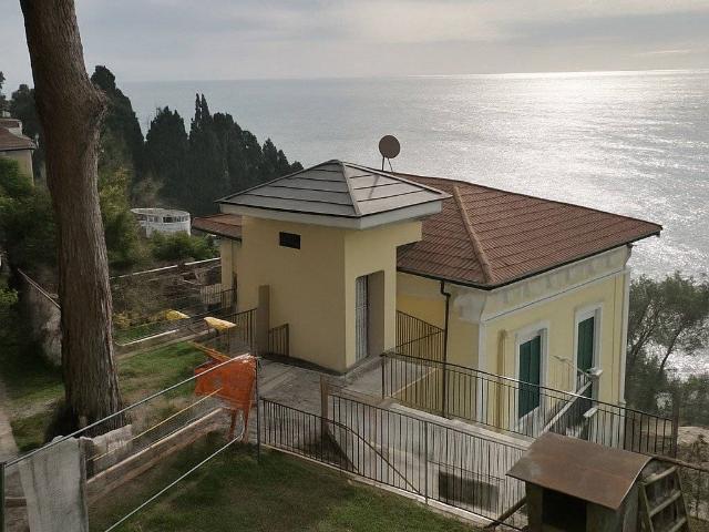 Appartamento in vendita a Imperia, Liguria