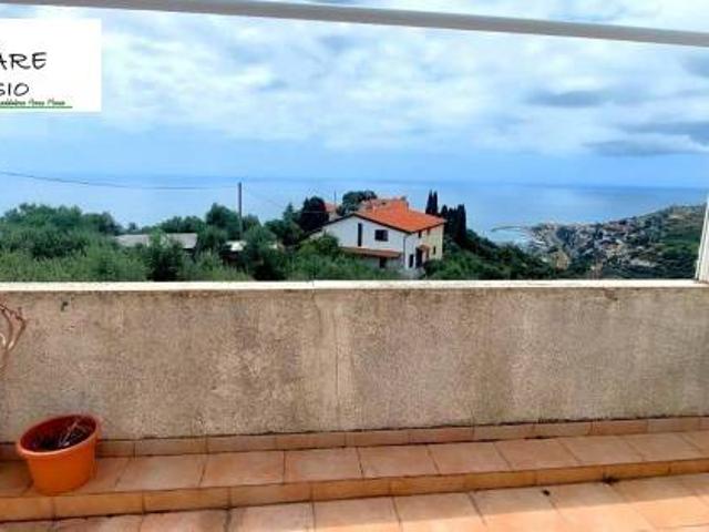Appartamento in vendita a Imperia, Liguria