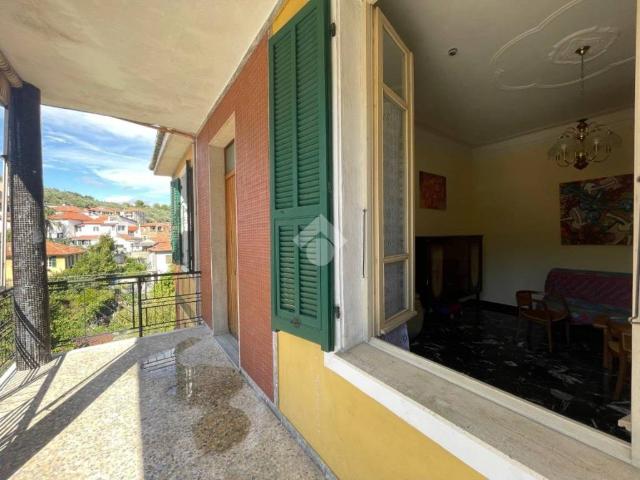Appartamento in vendita a Imperia, Liguria
