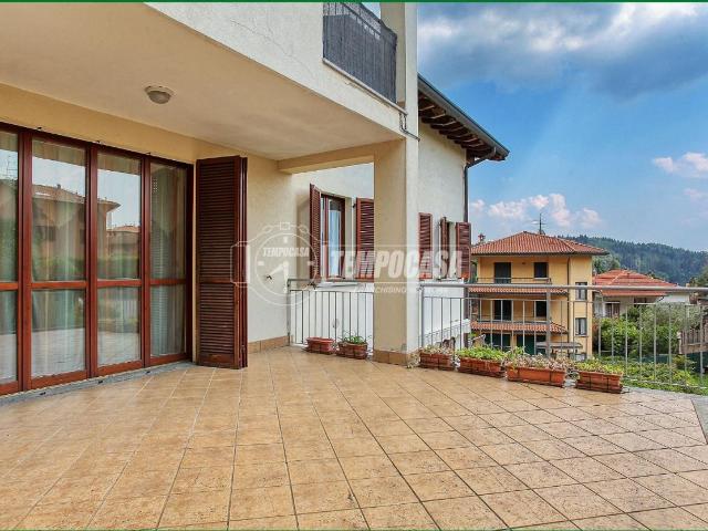Appartamento in vendita a Frascarolo, Induno Olona