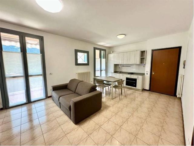 Appartamento in vendita a Introbio, Lombardia