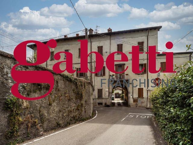 Appartamento in vendita a Inverigo, Como