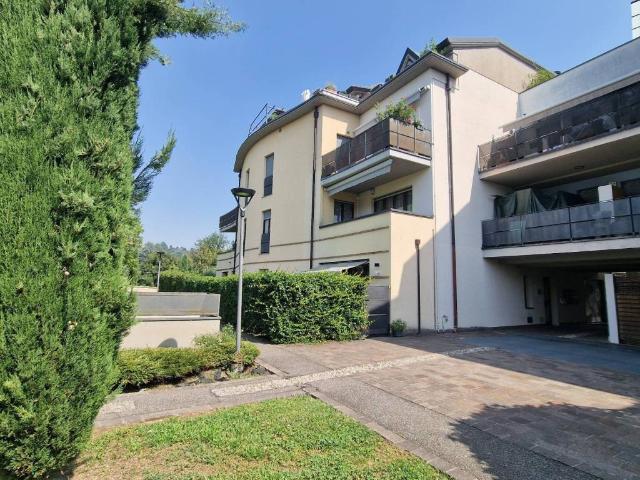 Appartamento in vendita a Villa Romanò, Inverigo