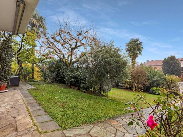 Appartamento in vendita a Mandresca, Inverigo