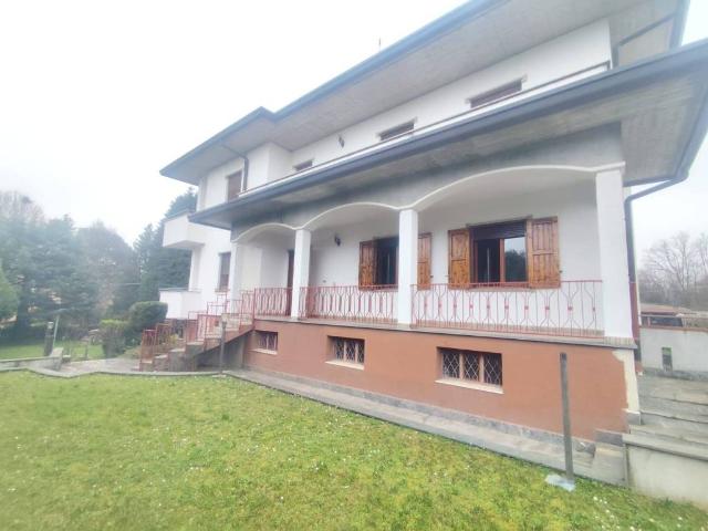 Appartamento in vendita a Santa Maria della Noce, Inverigo