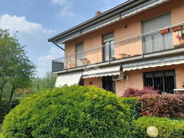 Appartamento in vendita a Villa Romanò, Inverigo
