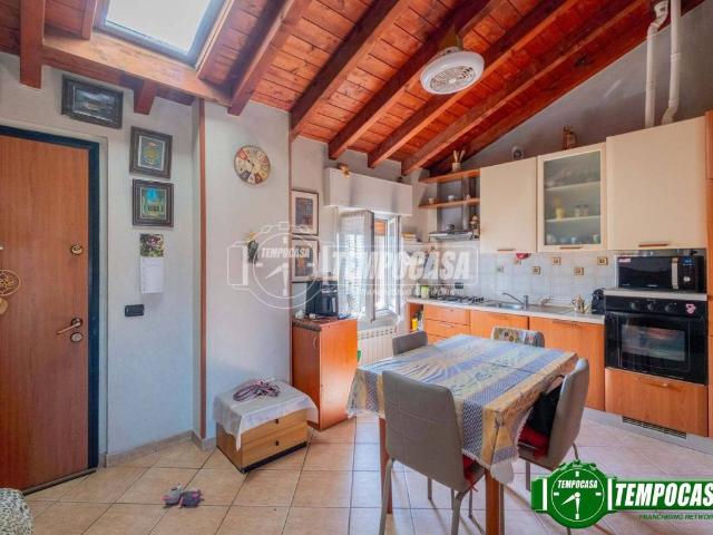 Appartamento in vendita a Inveruno, Lombardia