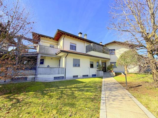Appartamento in vendita a Inveruno, Lombardia