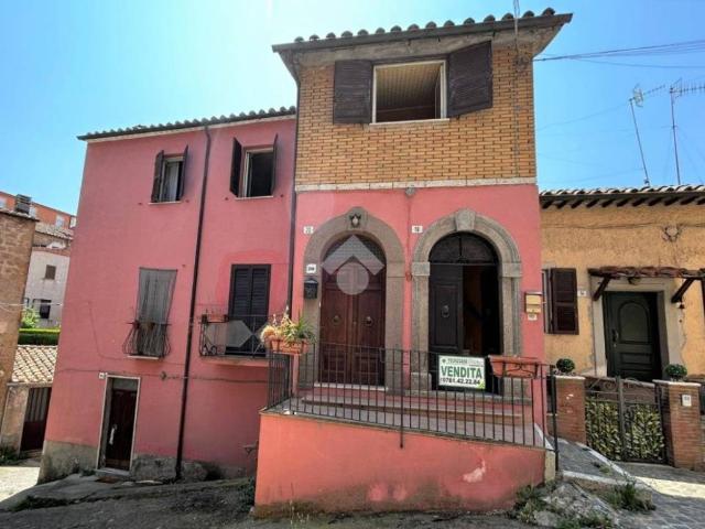 Appartamento in vendita a Ischia Di Castro, Lazio