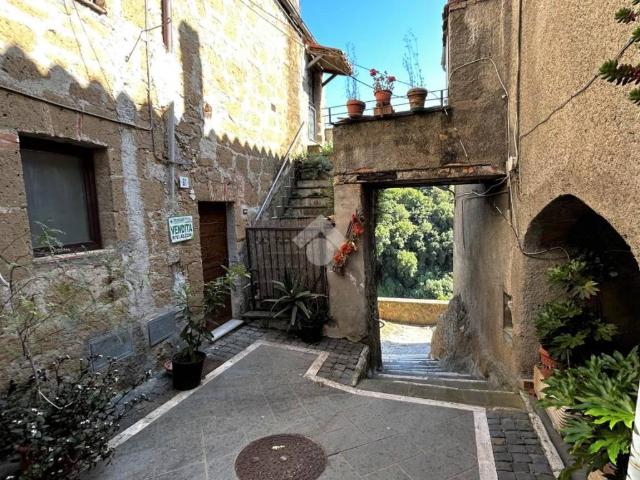 Appartamento in vendita a Ischia Di Castro, Lazio