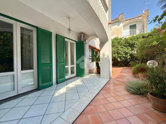 Appartamento in vendita a Piripissa, Ischia