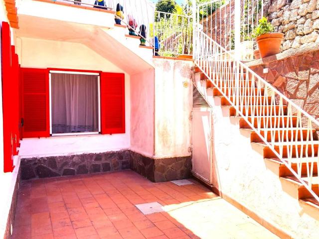 Appartamento in vendita a Campagnano, Ischia