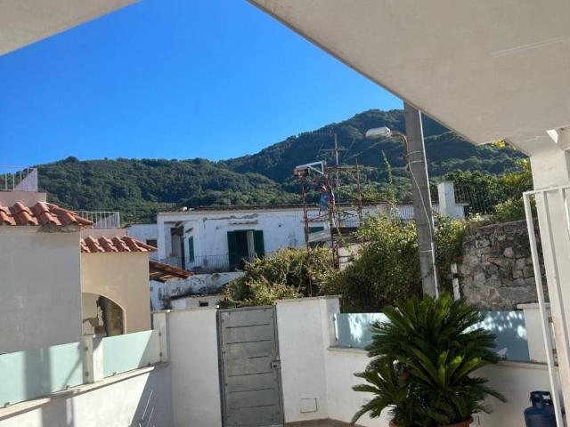 Appartamento in vendita a Ischia, Campania