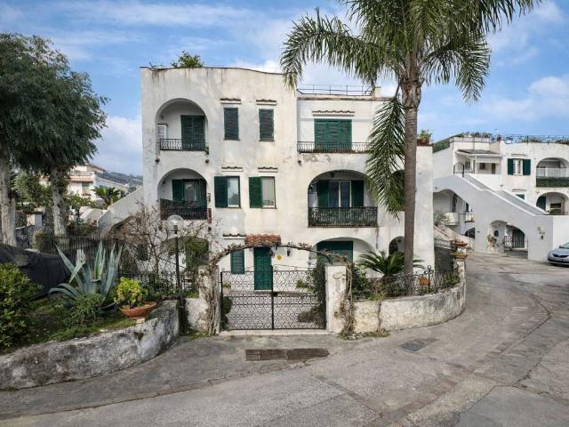 Appartamento in vendita a Piripissa, Ischia
