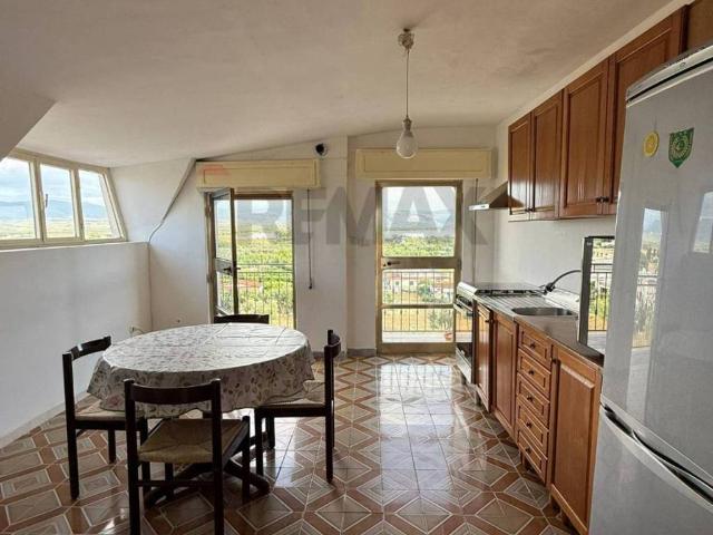 Appartamento in vendita a Foce Varano, Puglia