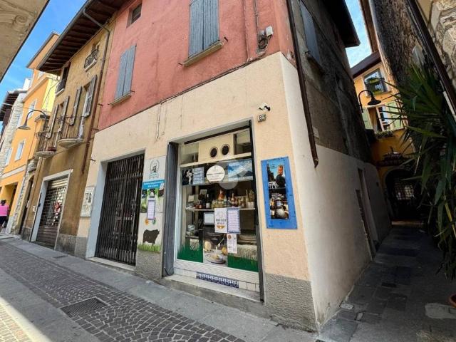Villa Indipendente in vendita a Iseo, Brescia
