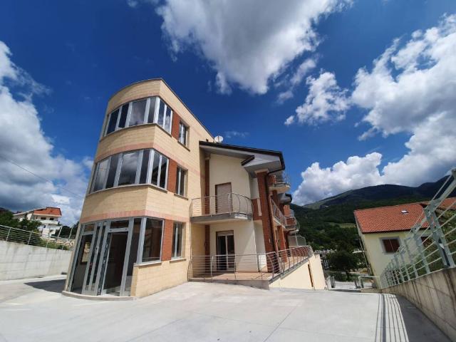 Appartamento in vendita a Isernia, Molise