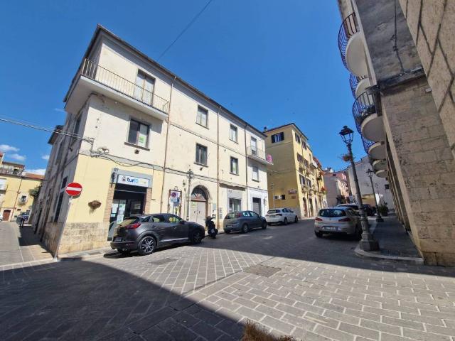 Appartamento in vendita a Isernia, Molise