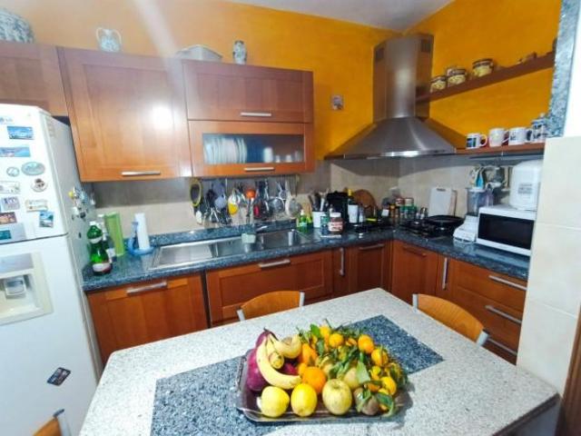 Appartamento in vendita a Luni, Liguria