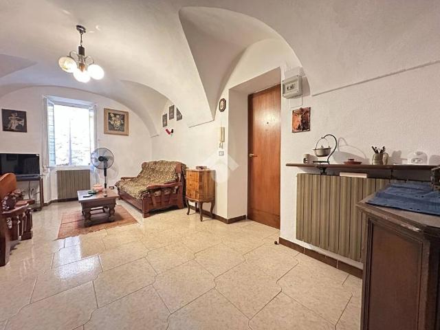 Appartamento in vendita a Isolabona, Liguria