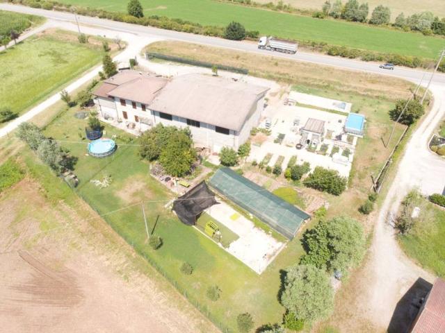 Villa Indipendente in vendita a Isorella, Lombardia