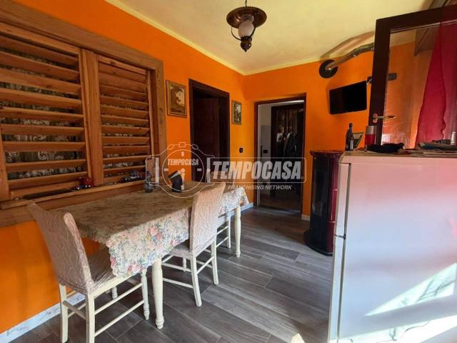 Appartamento in vendita a Favad, Issogne