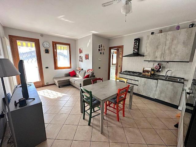 Appartamento in vendita a Pezzan, Istrana
