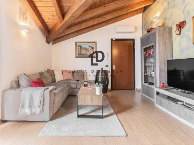 Appartamento in vendita a Jerago Con Orago, Lombardia
