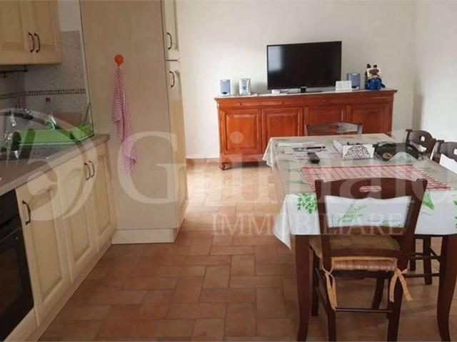 Appartamento in vendita a Borgo Minonna, Marche