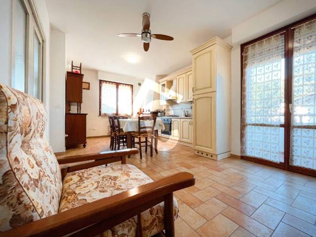 Appartamento in vendita a Borgo Minonna, Marche