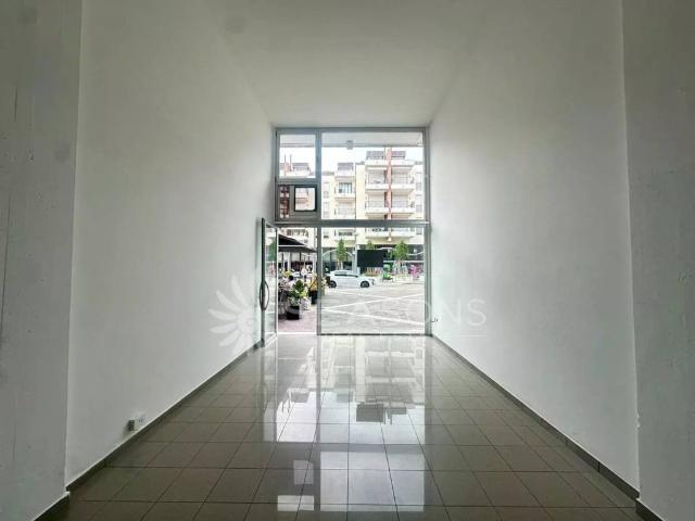 Locale Commerciale in vendita a Jesolo, Veneto