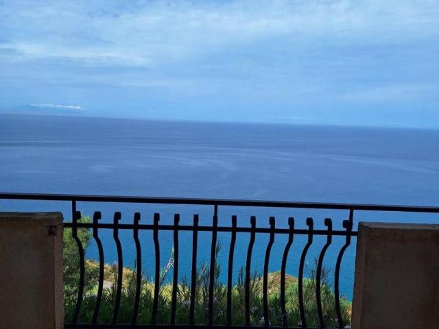 Appartamento in vendita a Calabria, Vibo Valentia